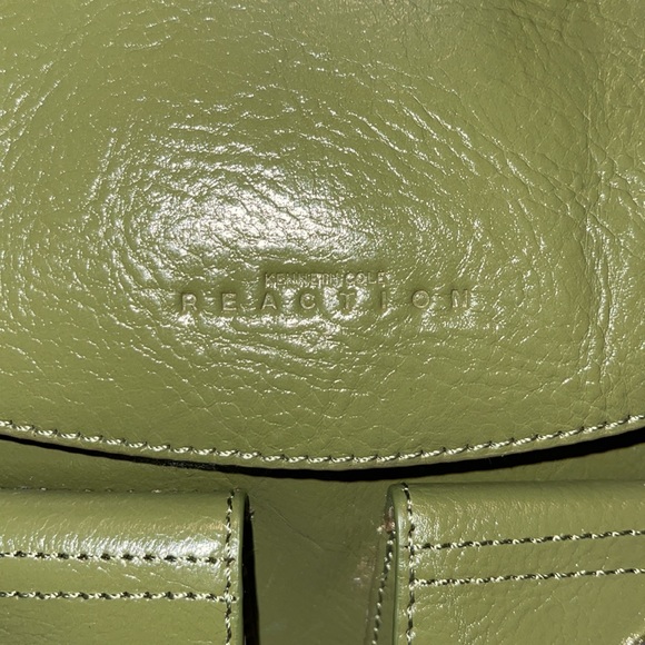 Kennet Cole woman’s green shoulder bag - Picture 5 of 6